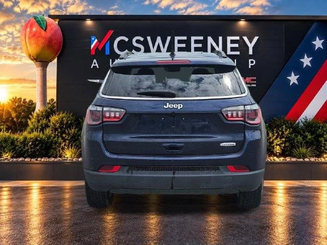 Used 2021 Blue Jeep Latitude image 4