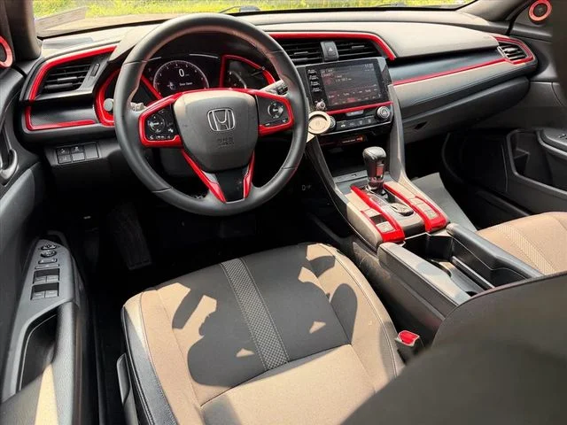 Used 2021  Honda Sport image 7