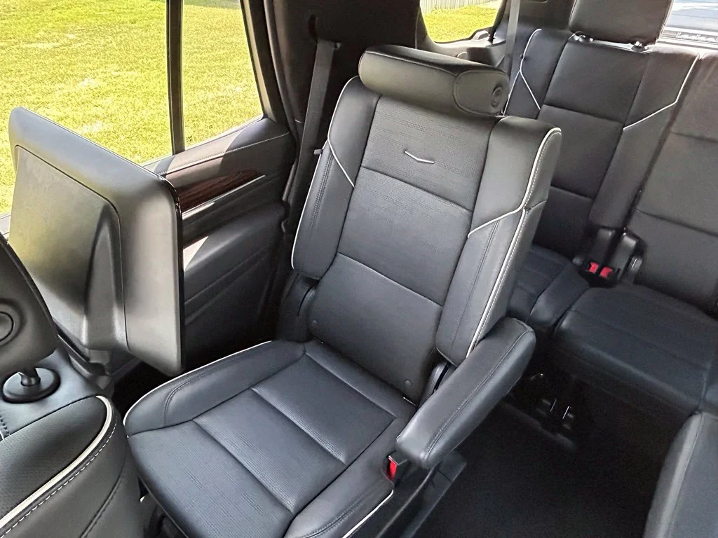 Used 2023 Black Raven Cadillac Premium Luxury image 12