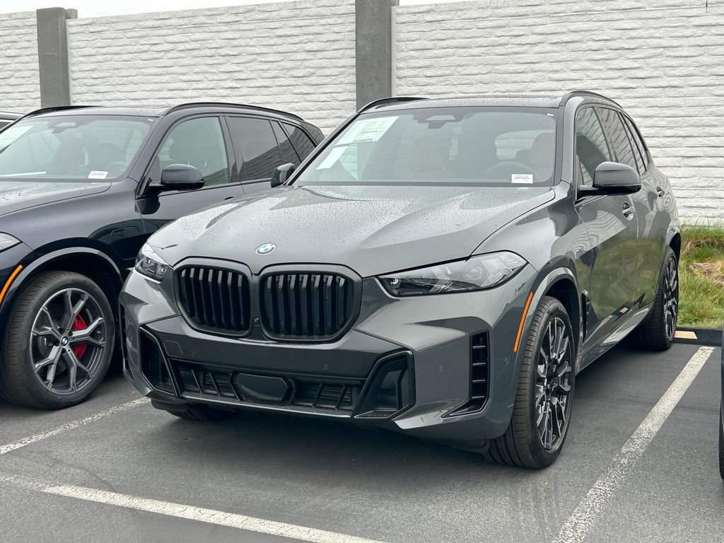 New 2026 Dravit Grey Metallic BMW xDrive40i image 2