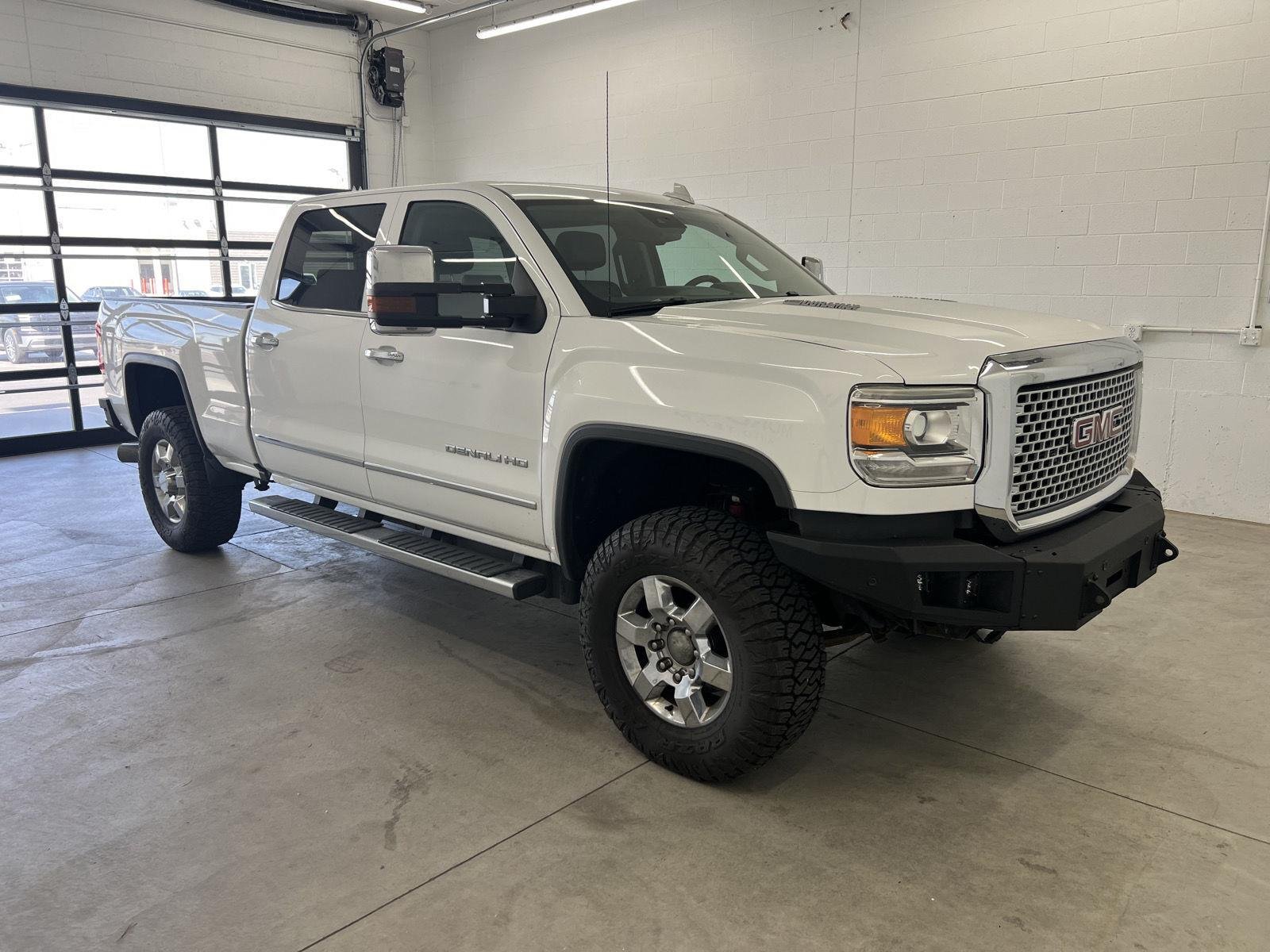 2016 GMC Sierra 3500 Denali HD Denali - Photo 10