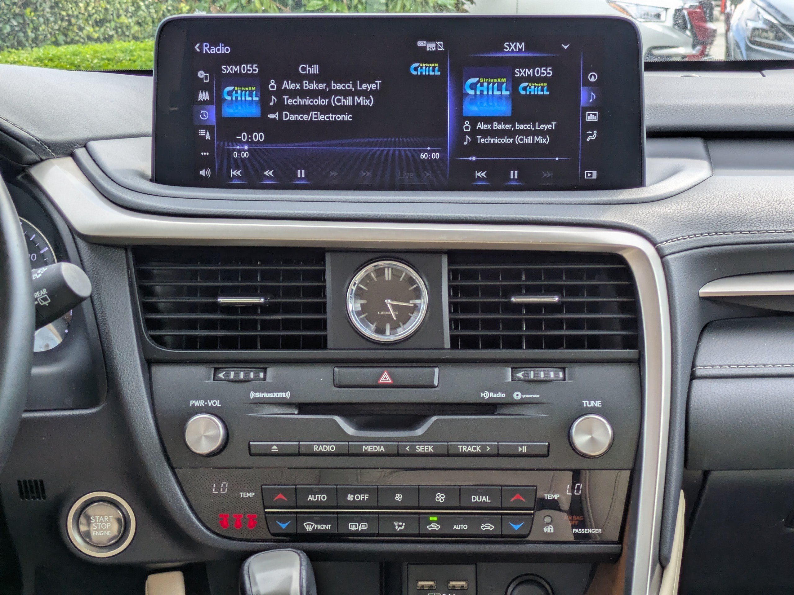 2021 Lexus RX 350 - Photo 17
