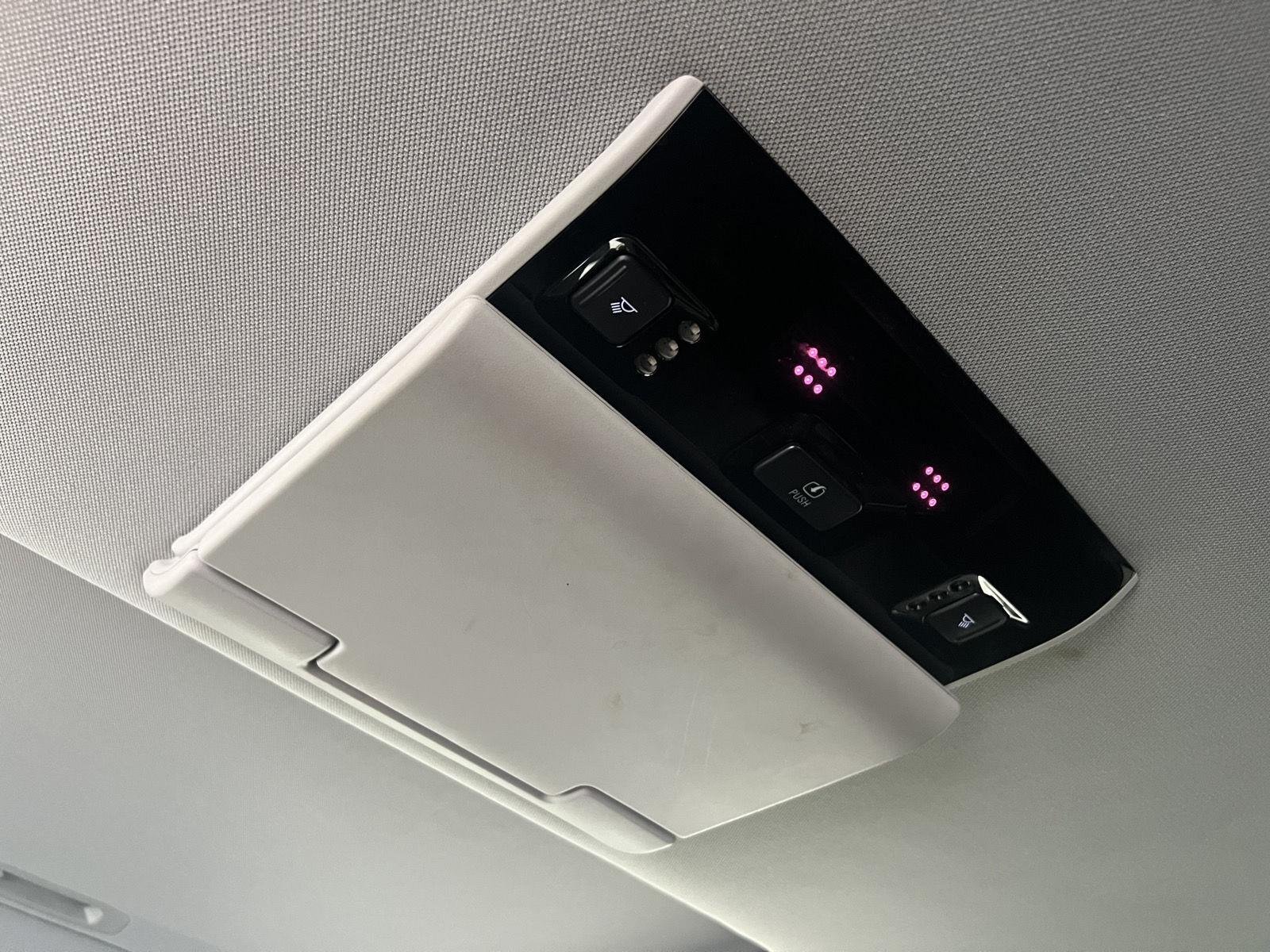 2020 GMC Yukon Denali - Photo 26