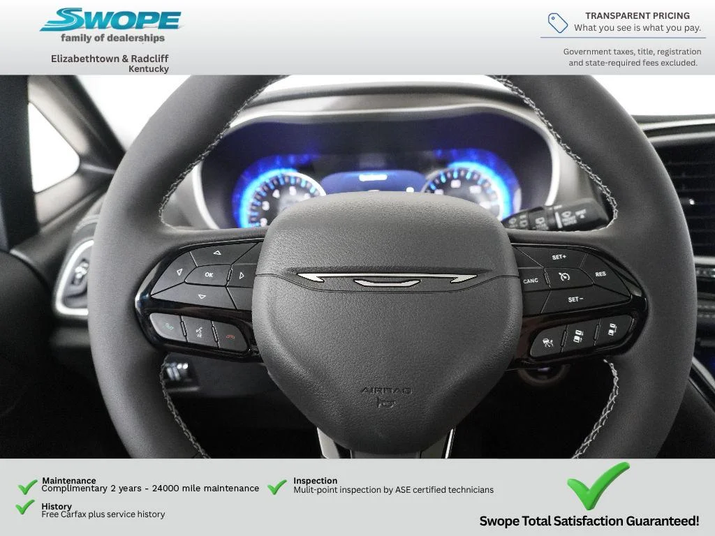 New 2027 Bright White Clear-Coat Exterior Paint Chrysler Limited image 2