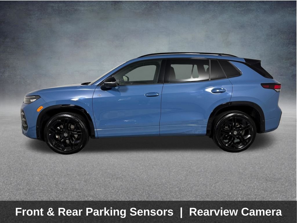 Used 2025 Monterey Blue Pearl Volkswagen 2.0T SE R-Line Black image 5