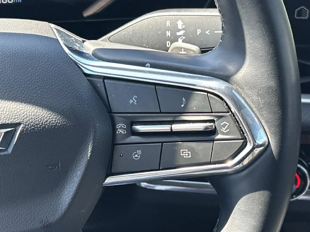 Used 2025 Mosaic Black Metallic Chevrolet LT image 26