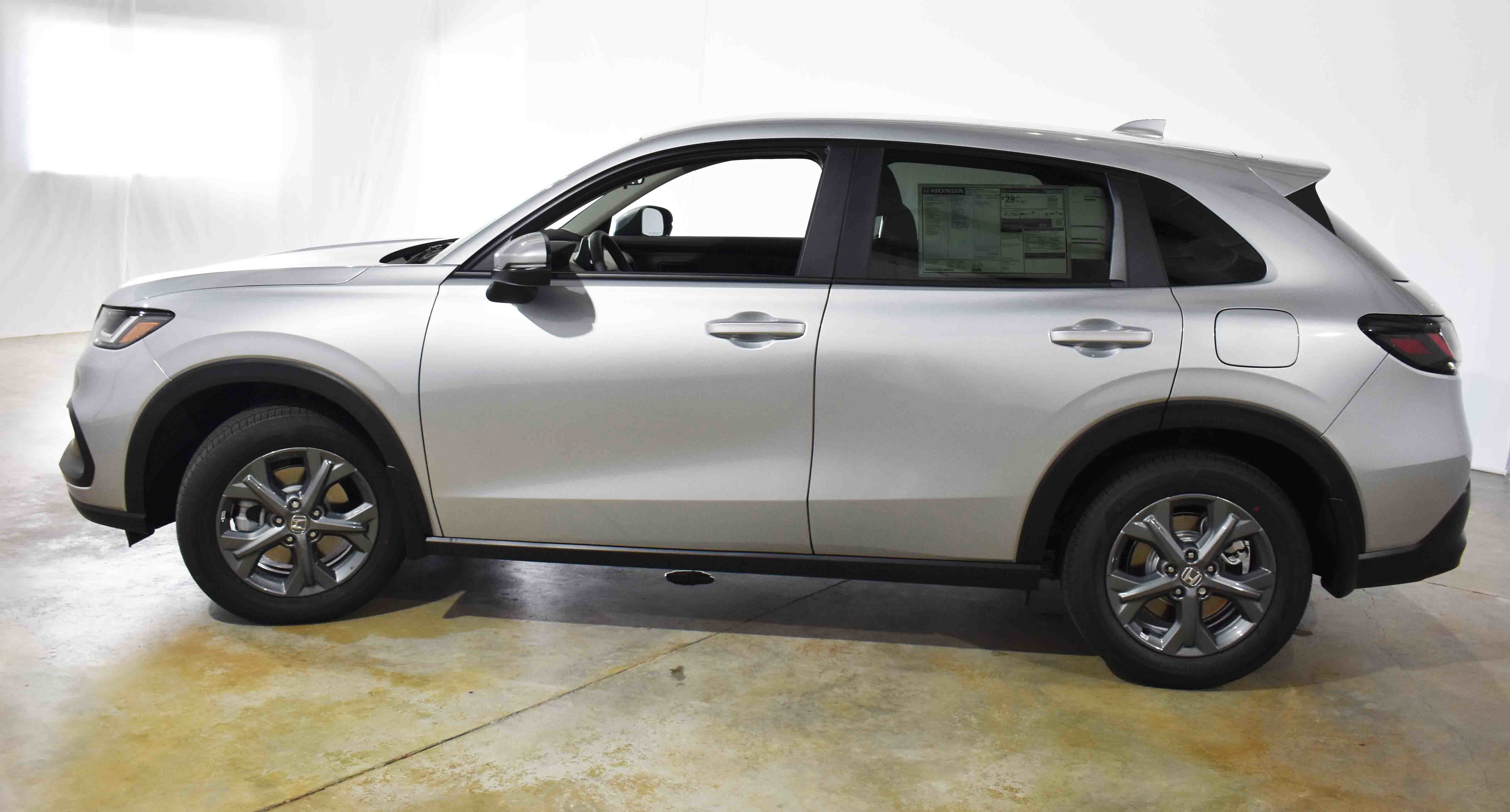 2026 Honda HR-V LX - Photo 6