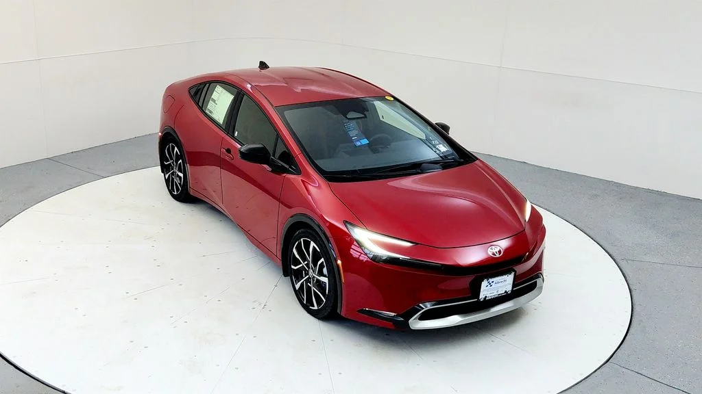 2026 Toyota Prius Plug-in Hybrid XSE - Photo 9