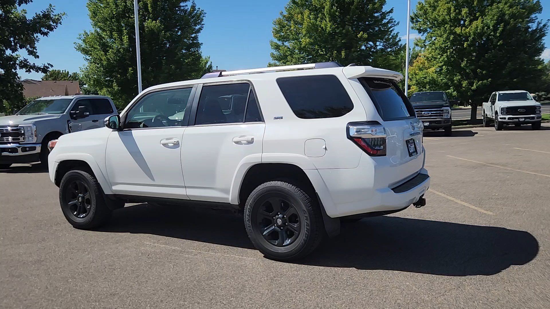 Used 2019 Super White Toyota SR5 image 19