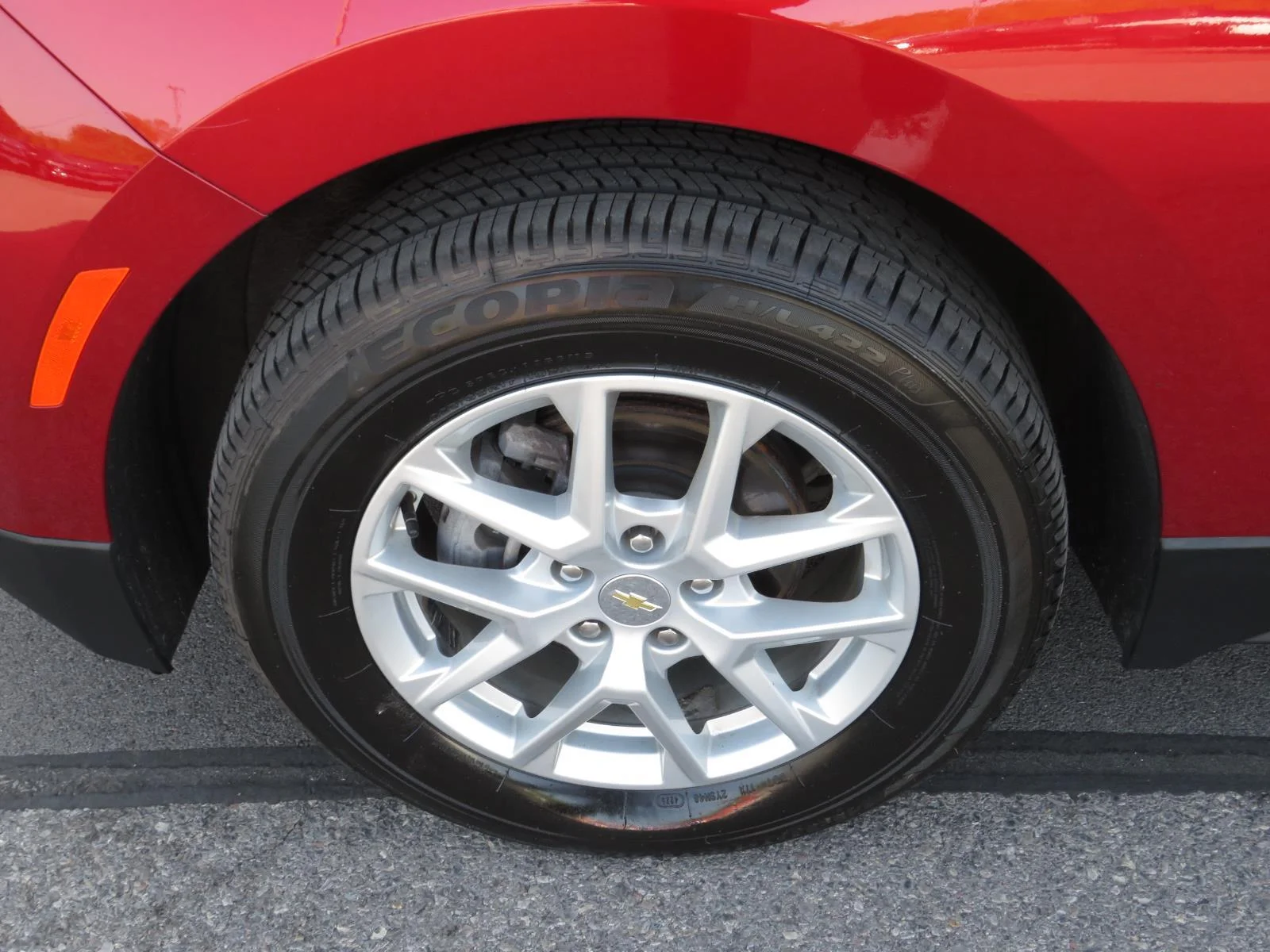 Used 2024 Radiant Red Tintcoat Chevrolet LT image 18