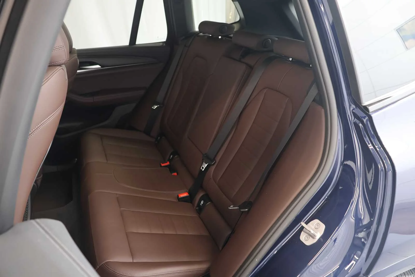 Certified Used 2022 Tanzanite Blue II Metallic BMW xDrive30i image 25