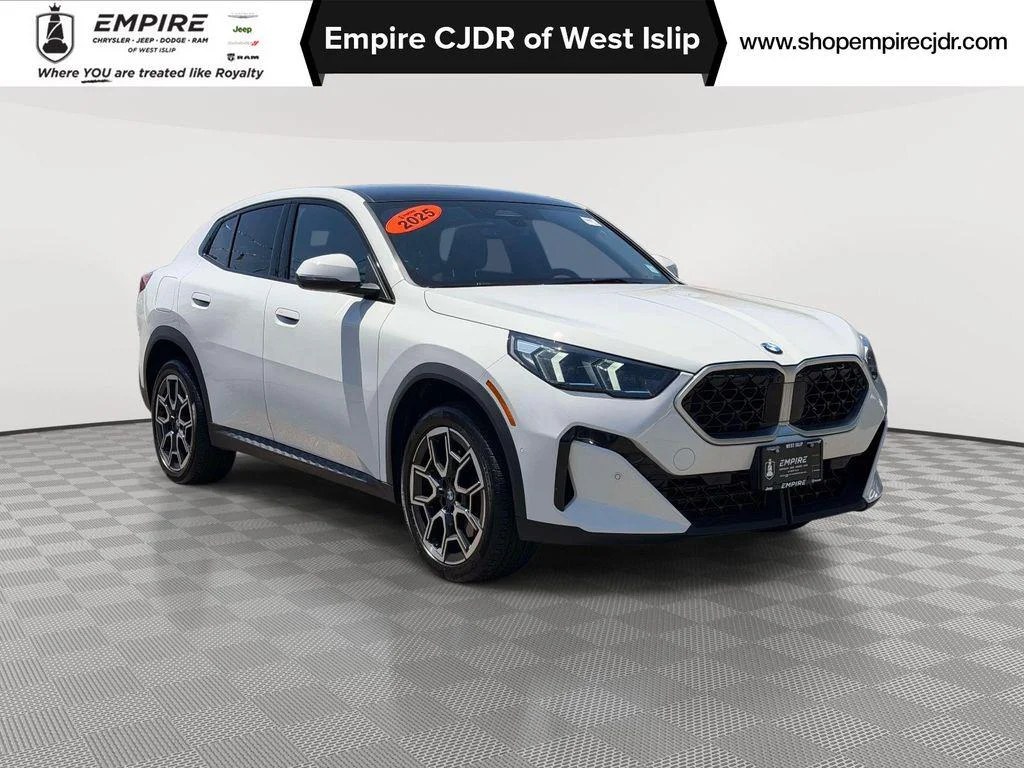 Used 2025 Alpine White BMW xDrive28i image 1