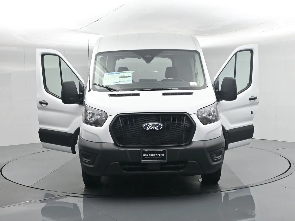 New 2026 White Ford Base image 27