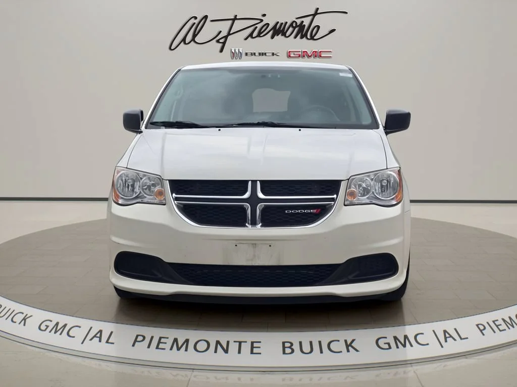 Used 2013 Dodge Grand Caravan SE with VIN 2C4RDGBG0DR752825 for sale in Elmhurst, IL