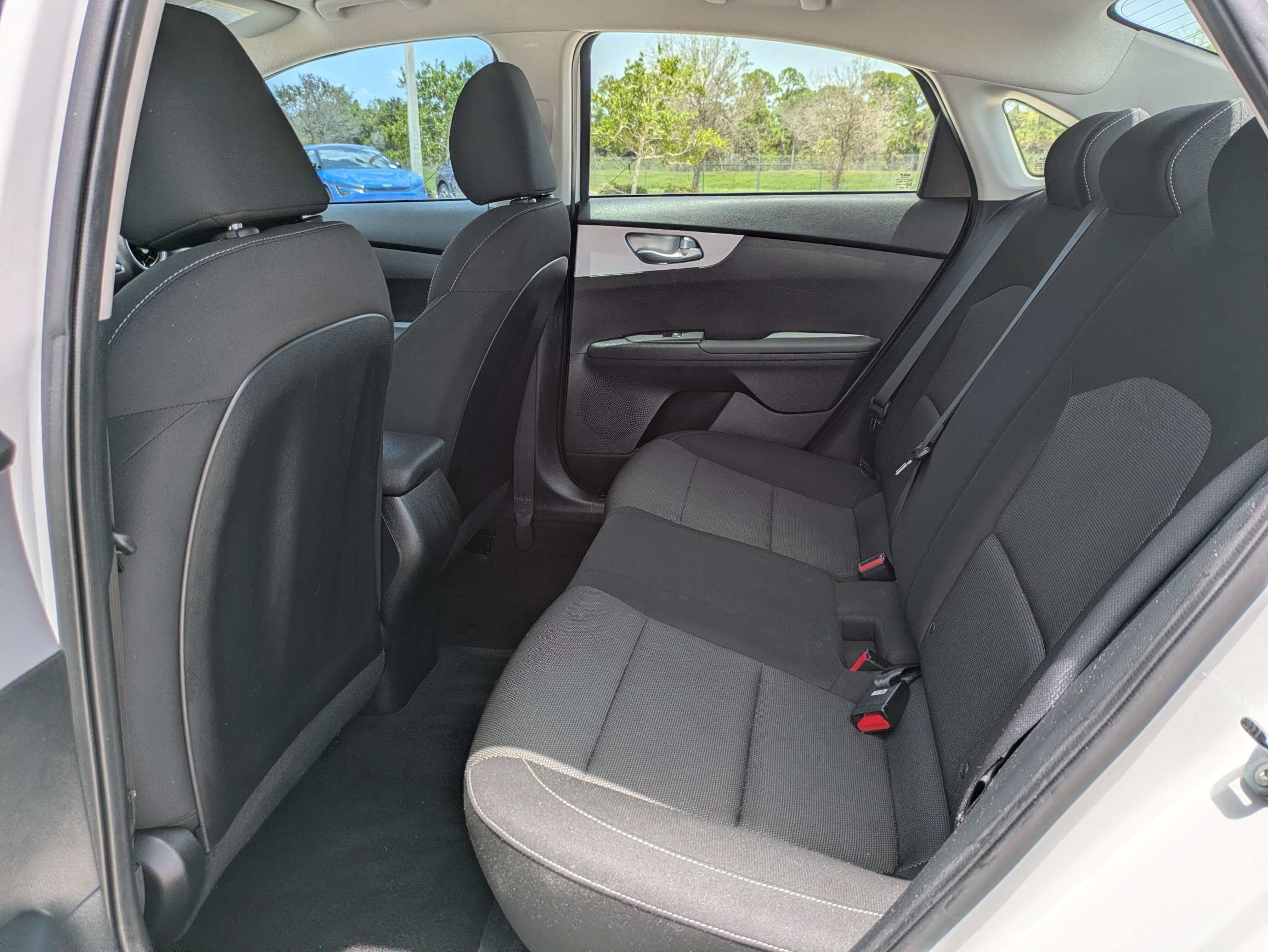 Certified Used 2024 Snow White Pearl Kia LXS image 14