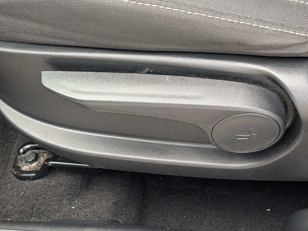 Certified Used 2023 Silver Hyundai SE image 20