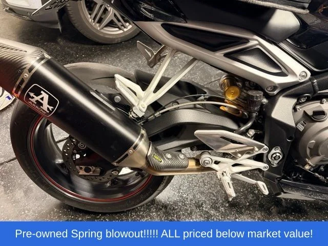 Used 2018 Black Triumph motorcycle image 20