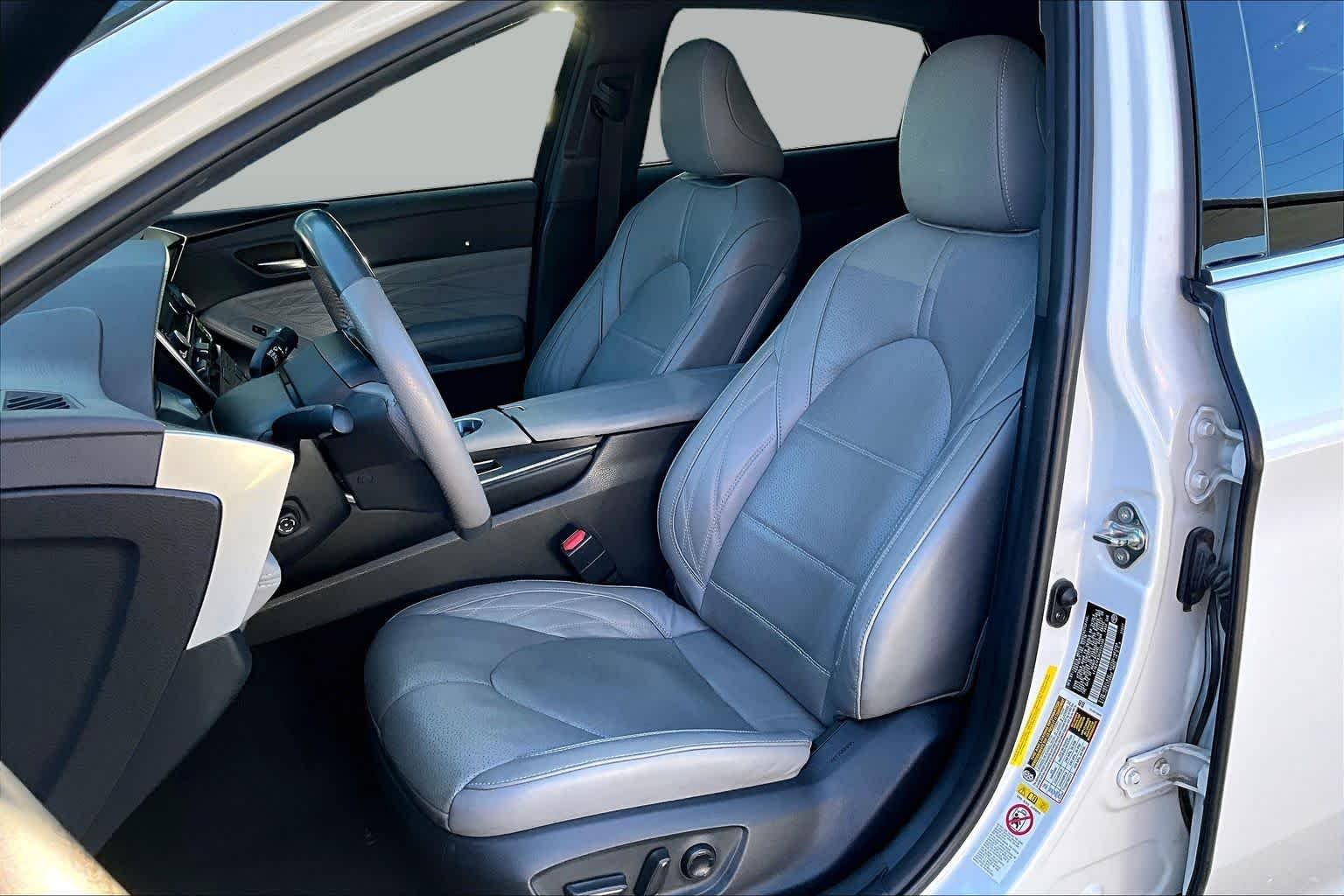 Pre-Owned 2019 Toyota Avalon Limited