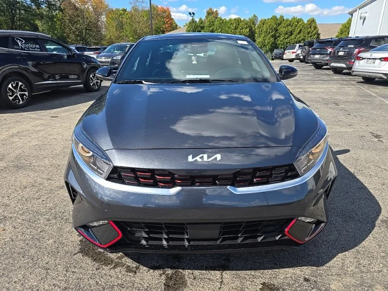 Used 2024 Gray Kia GT-Line image 2