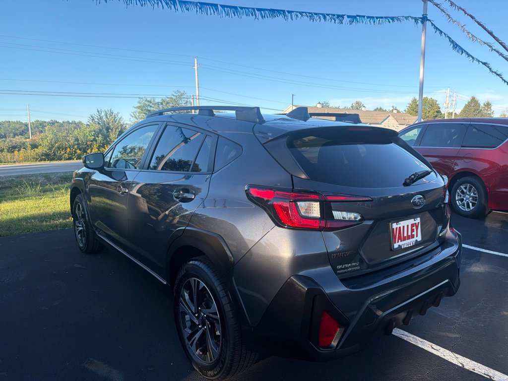 Certified Used 2025 Gray Subaru Premium image 6