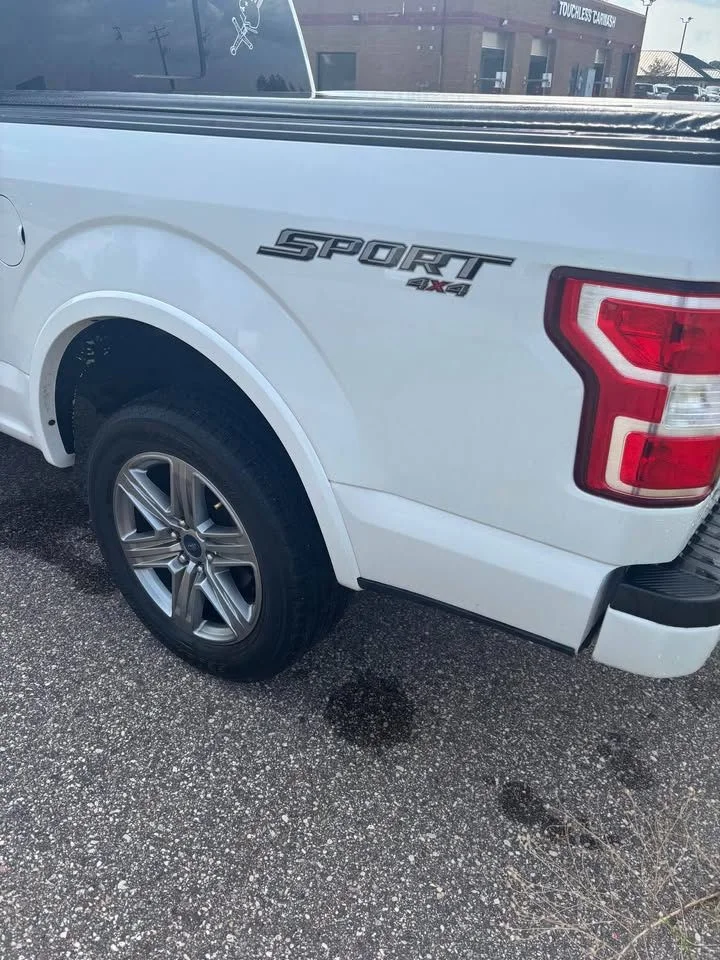 Used 2018 Oxford White Ford XLT image 5