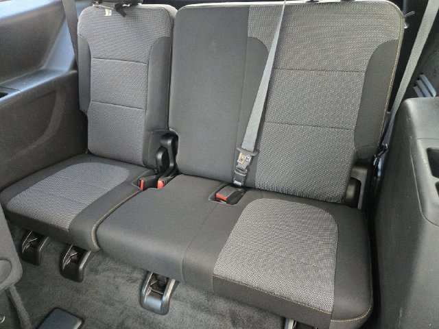 Used 2021 SILVER ICE METALLIC Chevrolet LT Cloth image 29