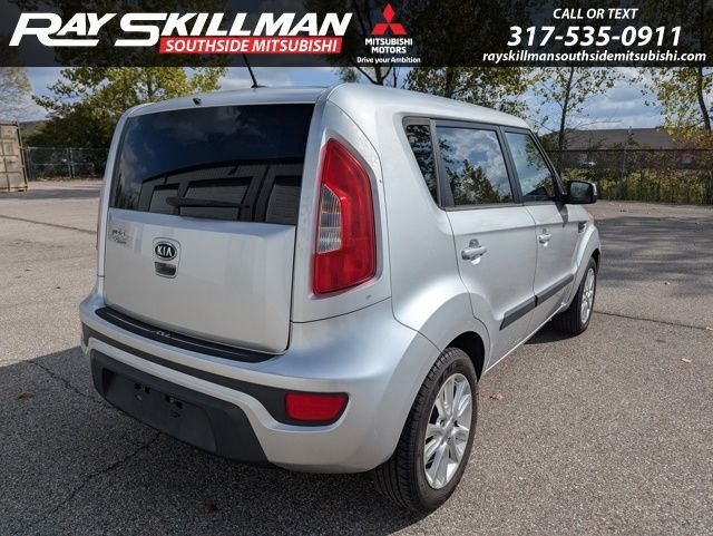 Used 2012 Silver Kia Plus image 5