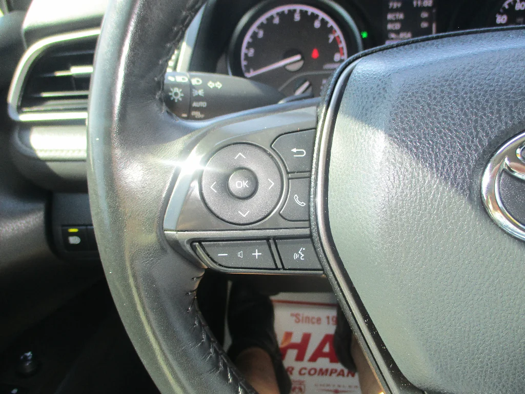 Used 2024 Predawn Gray Mica Toyota SE image 9