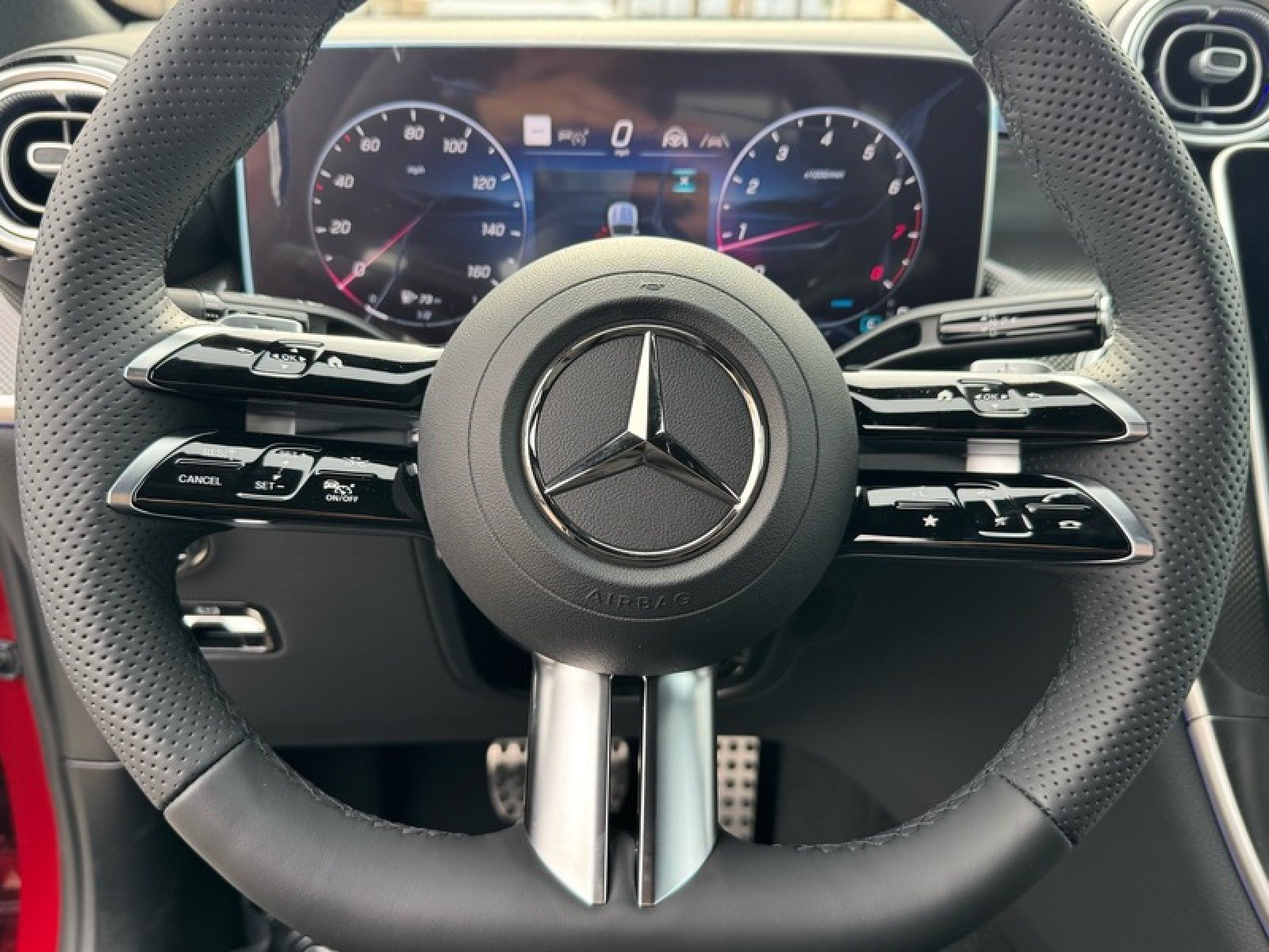 New 2026 MANUFAKTUR Patagonia Red Metallic Mercedes-Benz GLC 300 SUV image 21