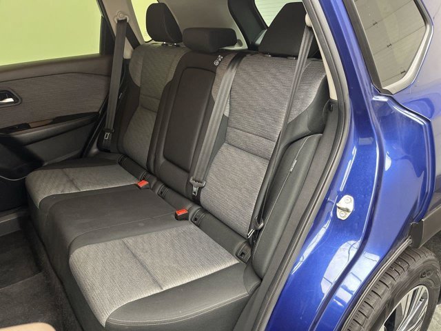 Used 2023 Caspian Blue Metallic Nissan SV image 10