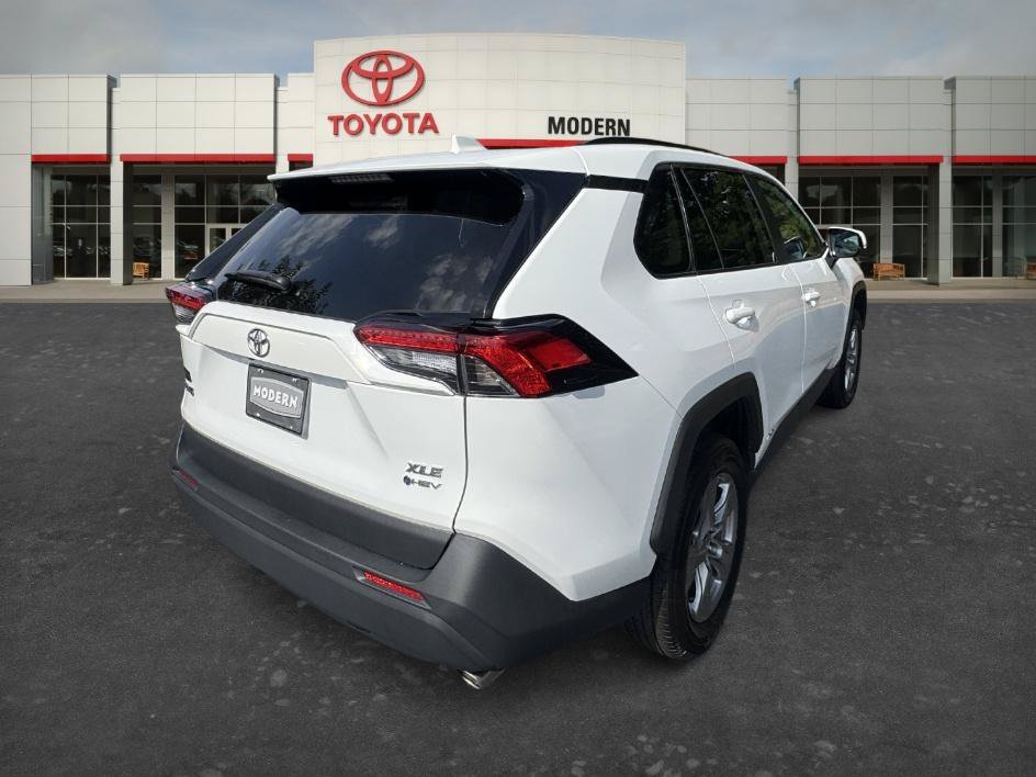 Certified Used 2025 Ice Toyota Hybrid XLE image 5