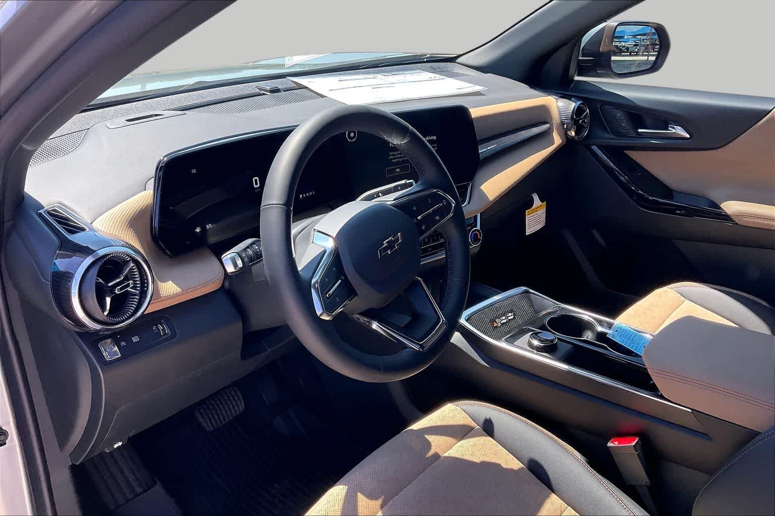 2026 Chevrolet Equinox ACTIV - Photo 8
