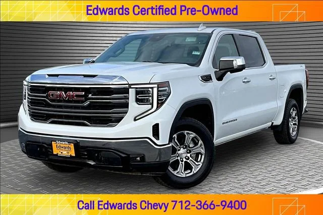 Used 2024 Summit White GMC SLT image 1