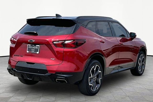 Used 2022 Red Chevrolet RS image 2