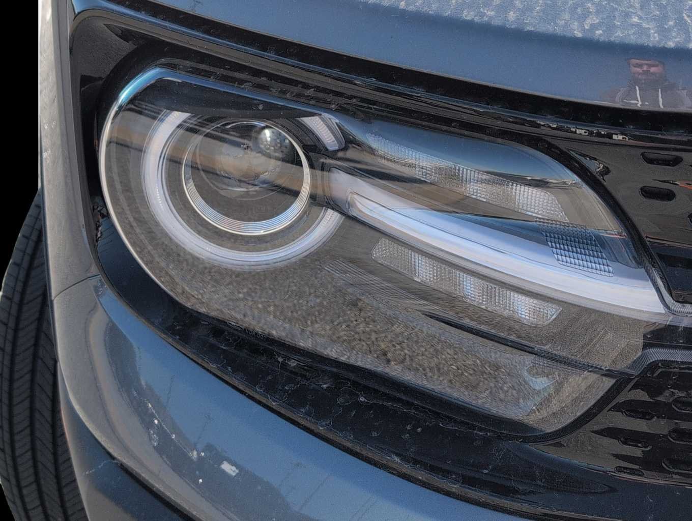 New 2025 Carbonized Gray Metallic Ford Outer Banks® image 15