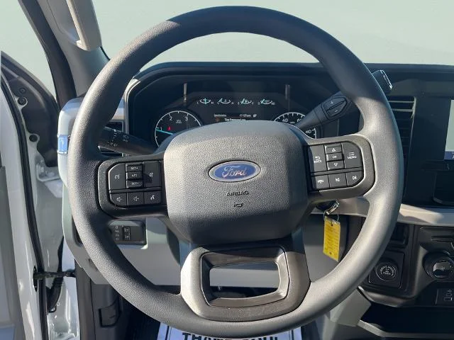 New 2026 Oxford White Ford F-350® XL image 44