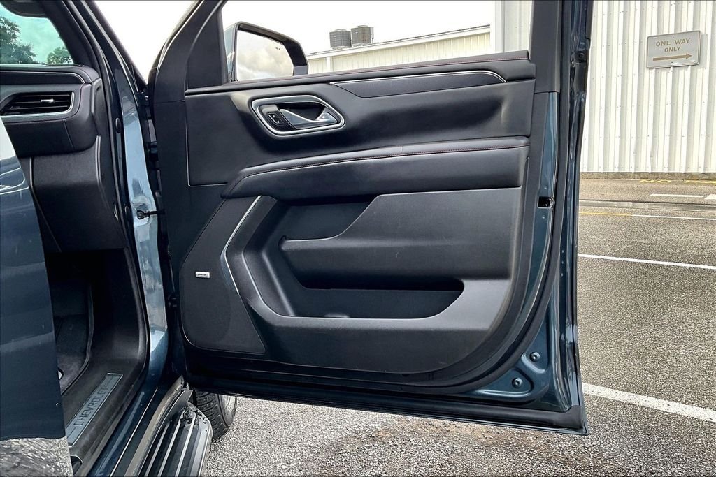 Used 2021 Gray Chevrolet RST image 29