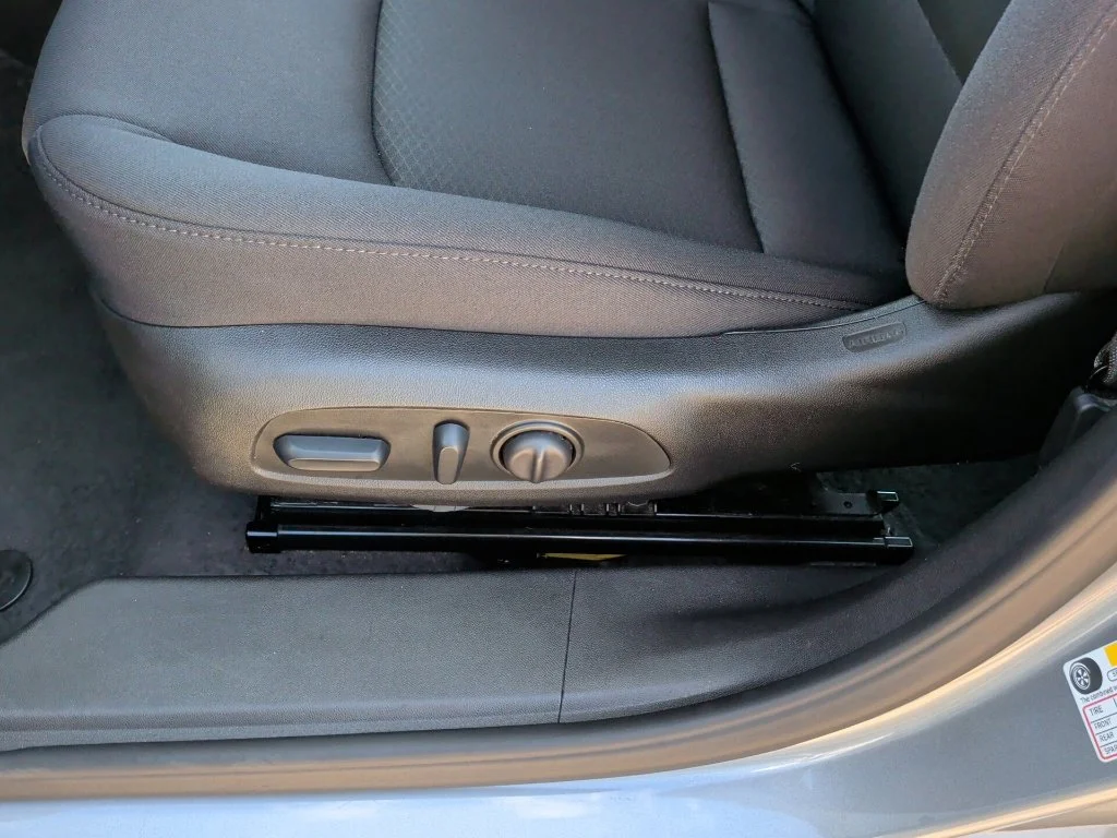Used 2025 Gray Chevrolet LT image 13