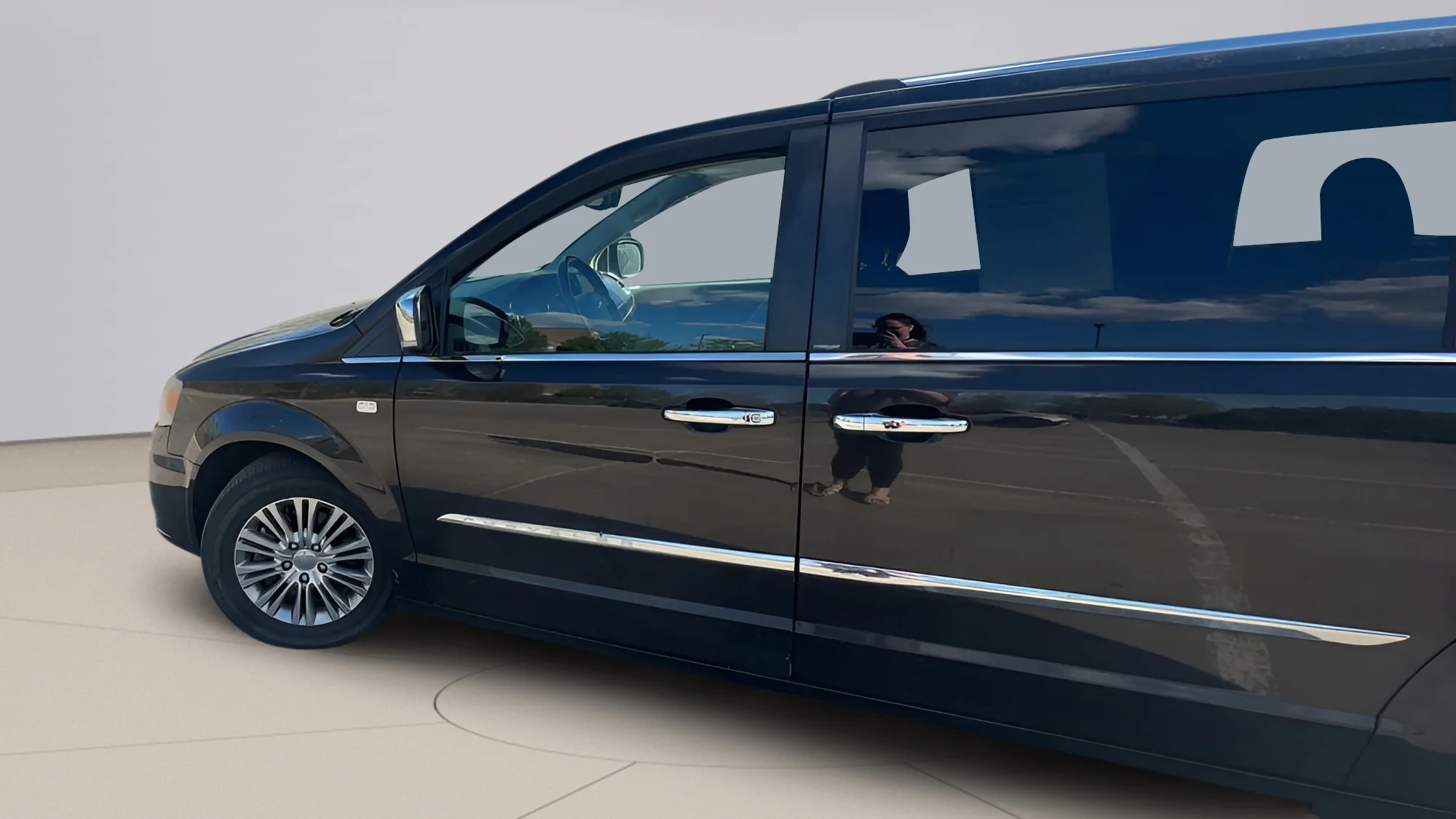 Used 2014 Brown Chrysler TOURING-L image 4