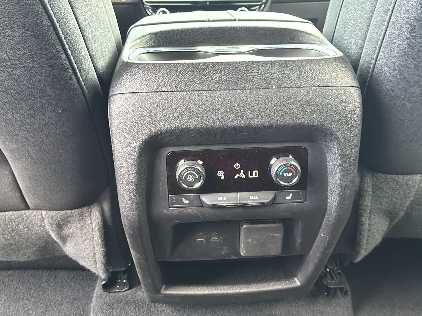 2025 Chevrolet Traverse High Country - Photo 22