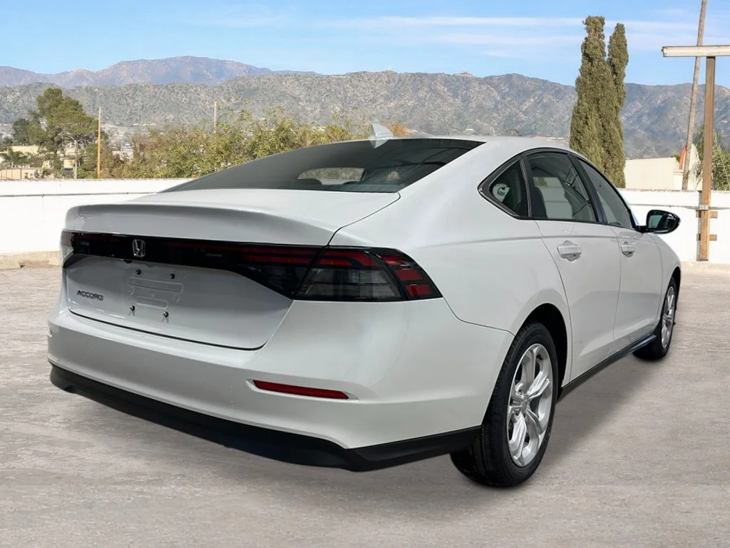 2026 Honda Accord LX - Photo 6