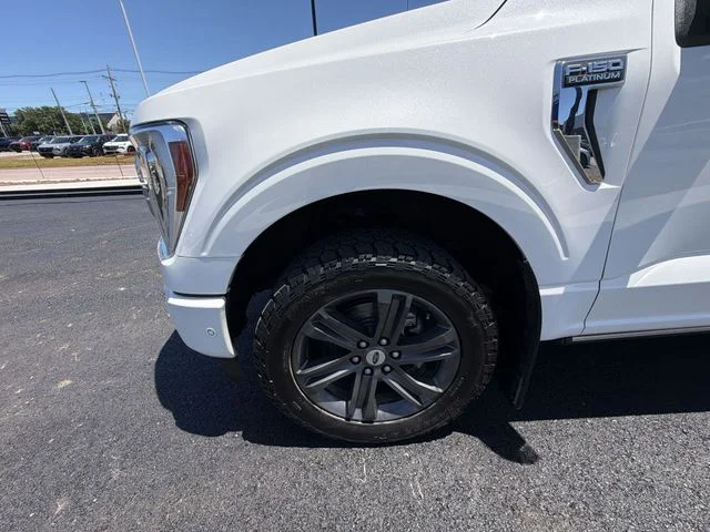 Used 2021 White Ford  image 10