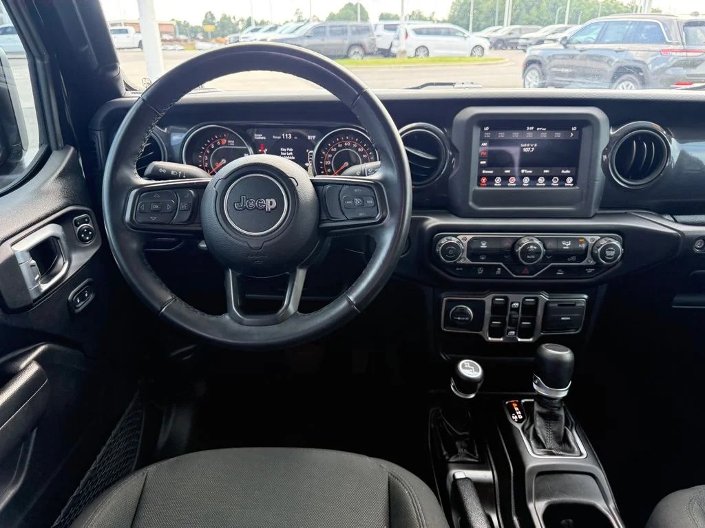 Used 2022 Black Jeep Sport image 8