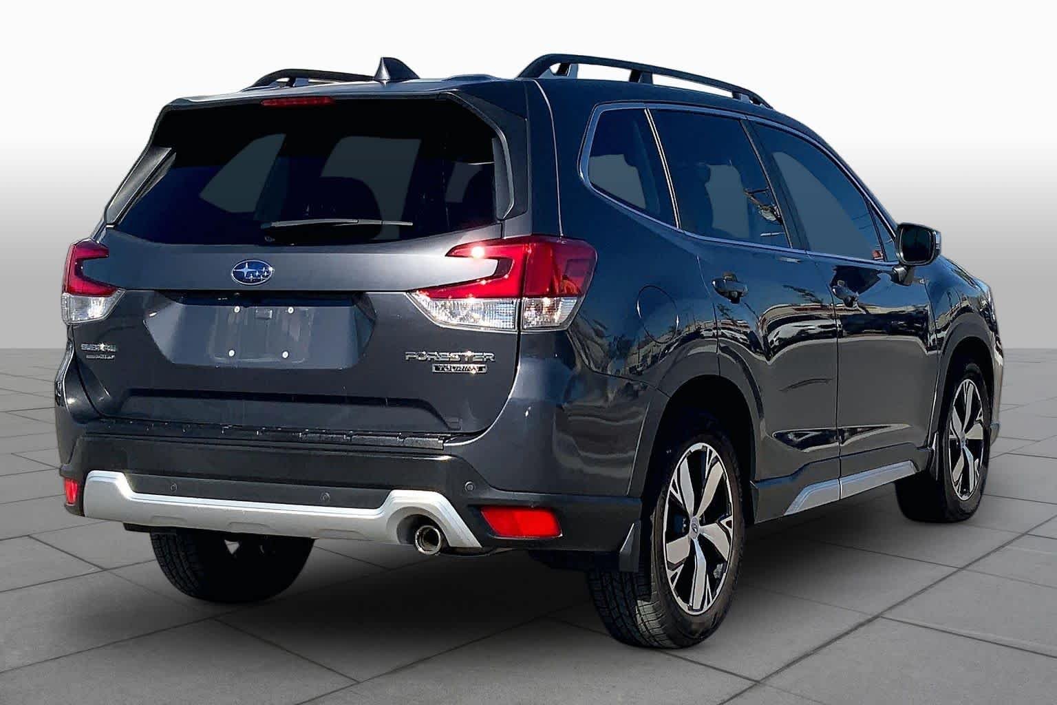 Used 2020 Magnetite Gray Metallic Subaru Touring image 11