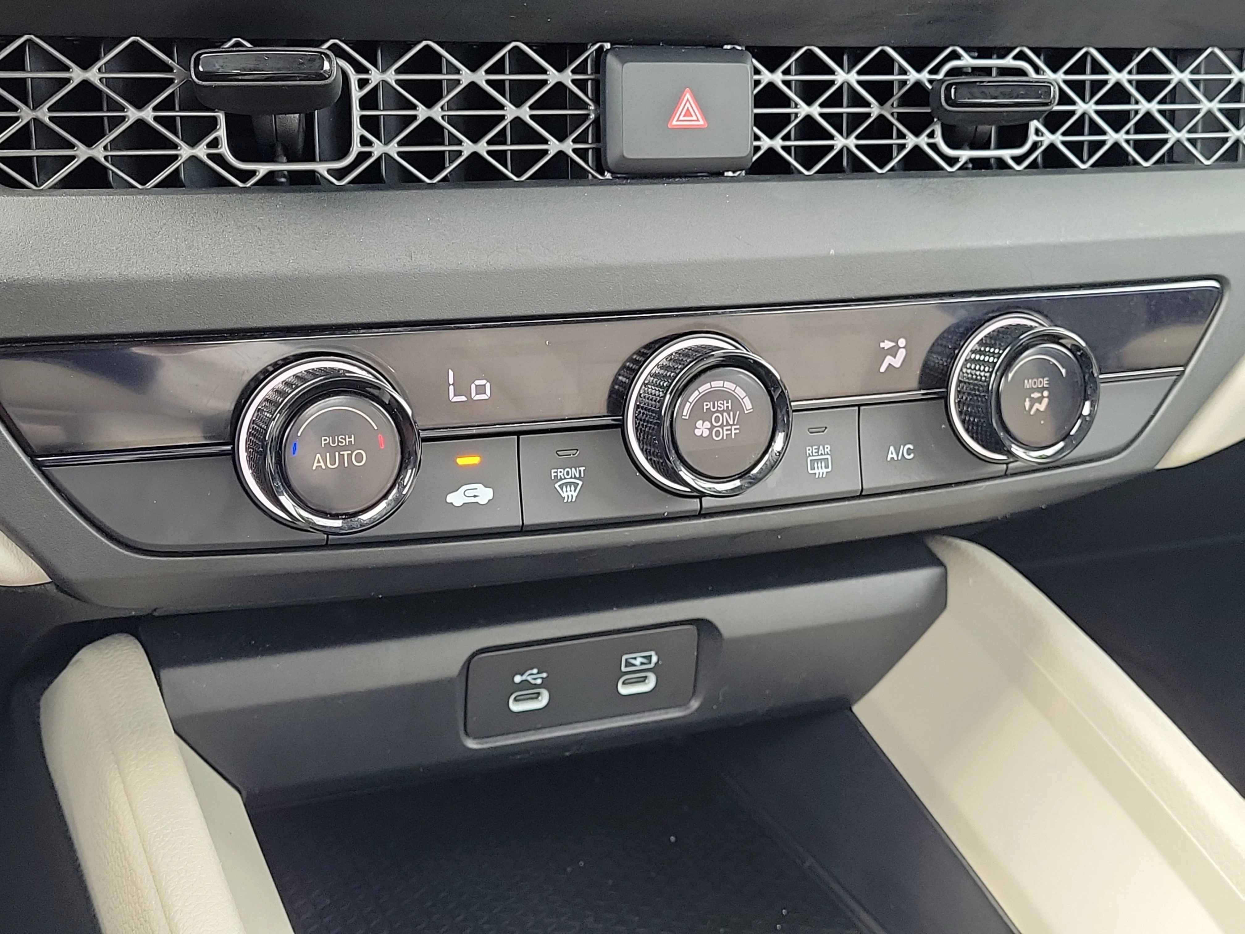 2024 Honda Accord LX - Photo 24