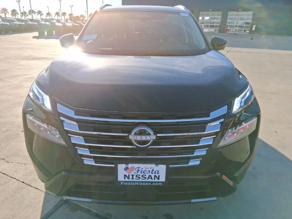 New 2026 Super Black Nissan Platinum image 2
