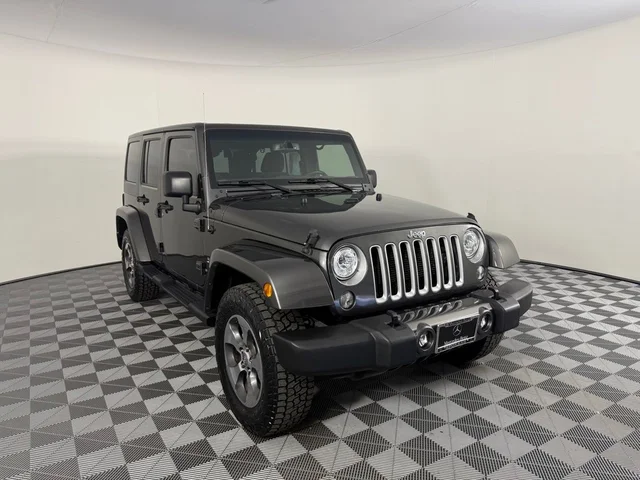 2017 Jeep Wrangler Unlimited Sahara