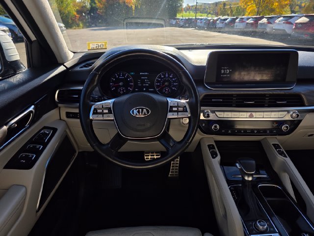 Used 2020 Snow White Pearl Kia SX image 21