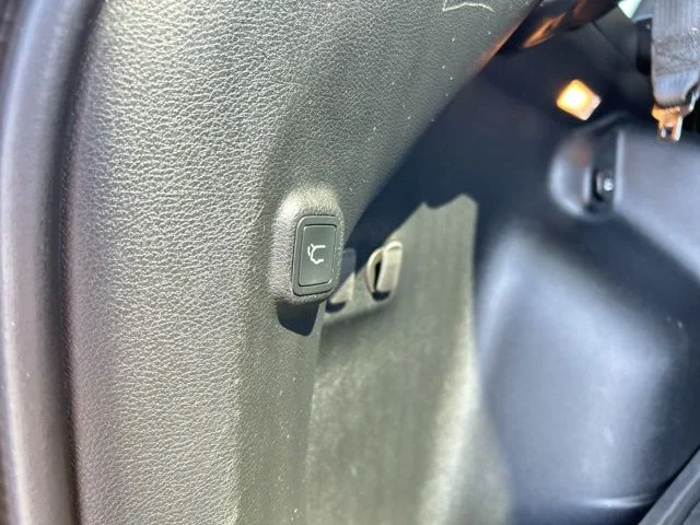 Used 2020 Beige Jeep Trailhawk image 13