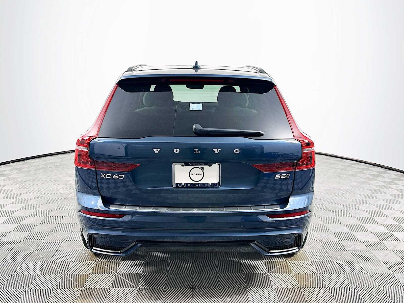 New 2026 CRYSTAL BLACK SILICA Subaru tS image 6